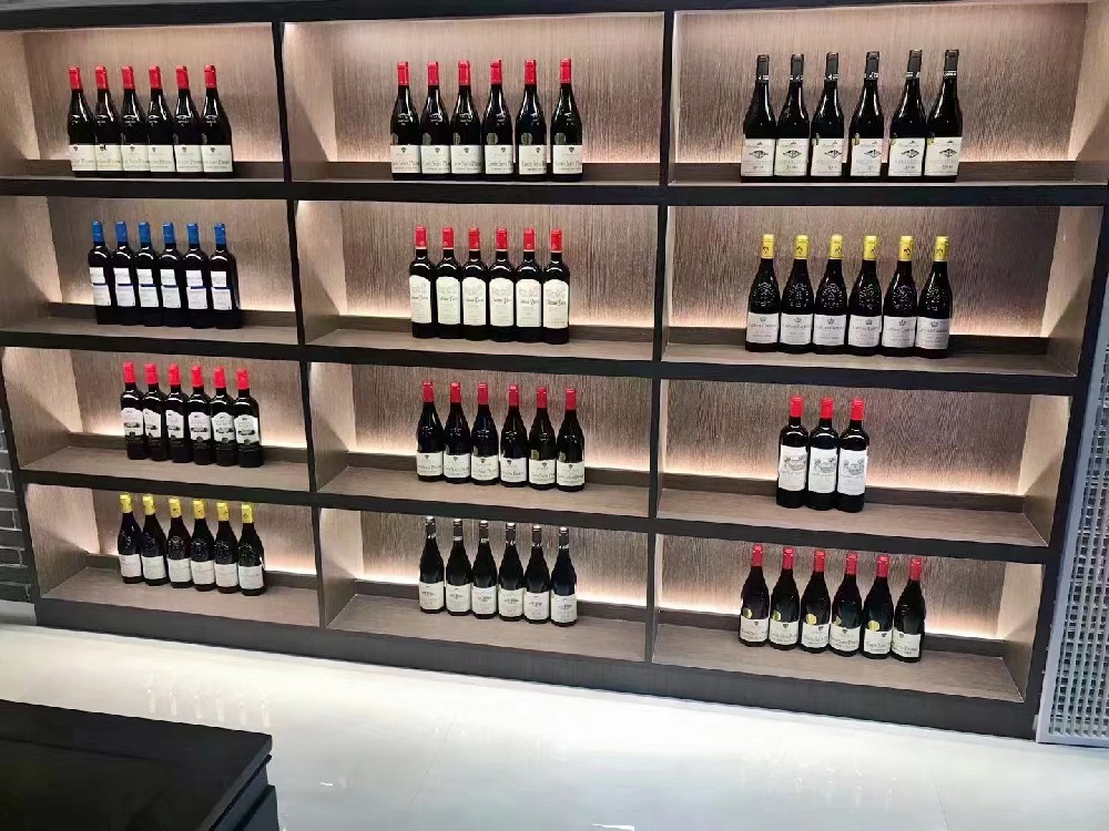 開(kāi)一家紅酒店要多少錢