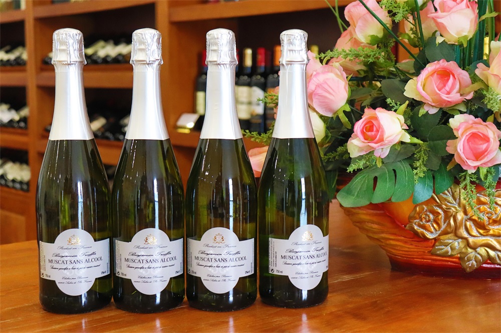 目前進(jìn)口紅酒代理費(fèi)要多少